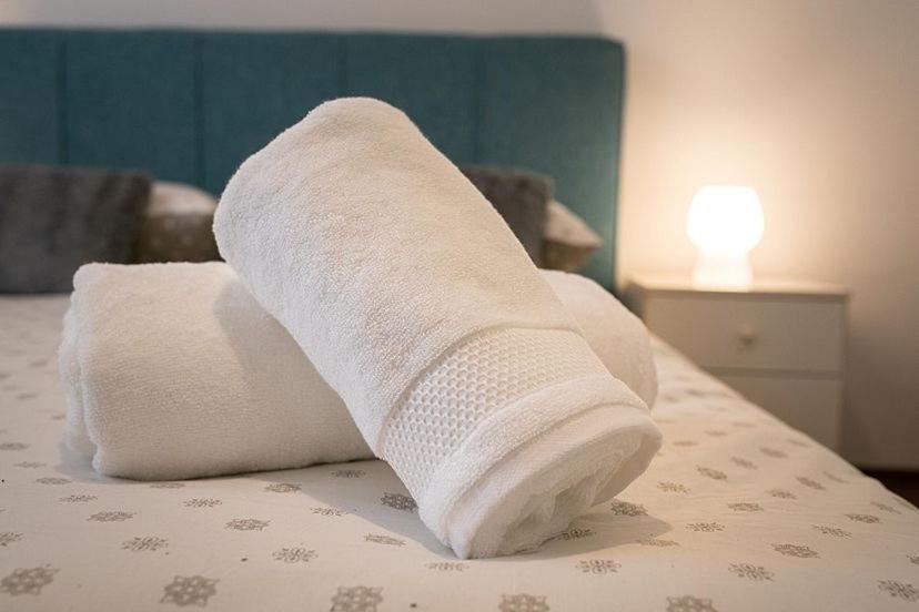 Apartment Orbanic Ровин Екстериор снимка
